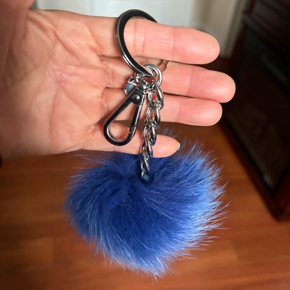 MK Key charms blue fur - Picture 2 of 4